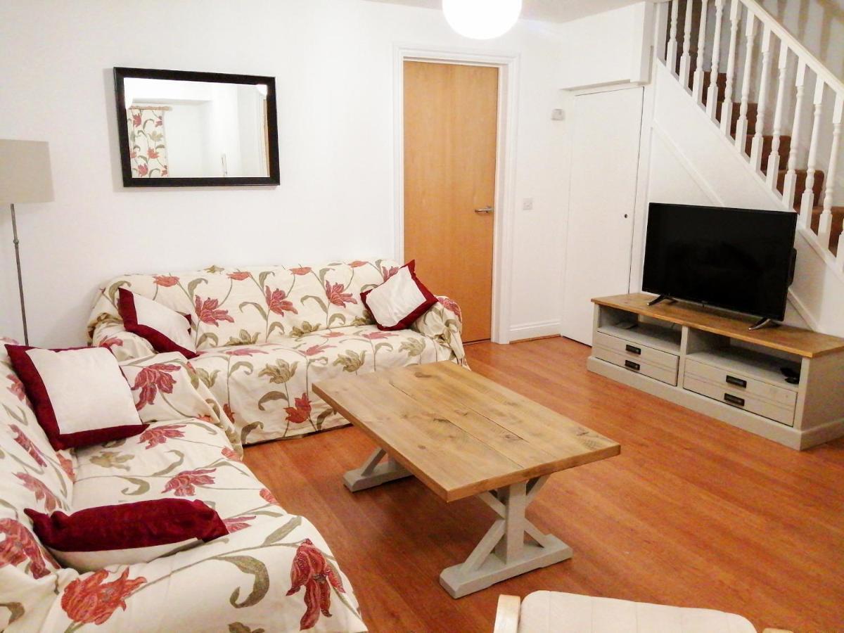 4 Bredon Court * Newquay (Cornwall)